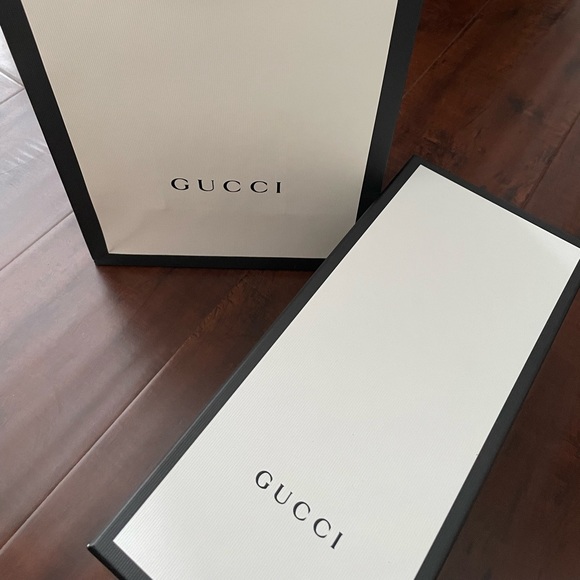 📌SOLD📌NEW Authentic Gucci Sandal 🩴 Black leather with Buckle. Size 36 - Picture 6 of 8